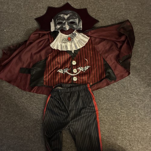 Dracula vampire fancy dress - dracula,